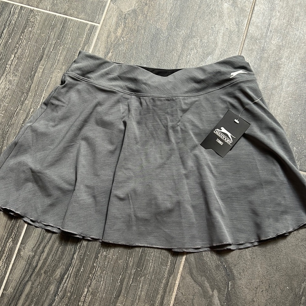 🎾 NWT Slazenger Tennis Skort 🎾